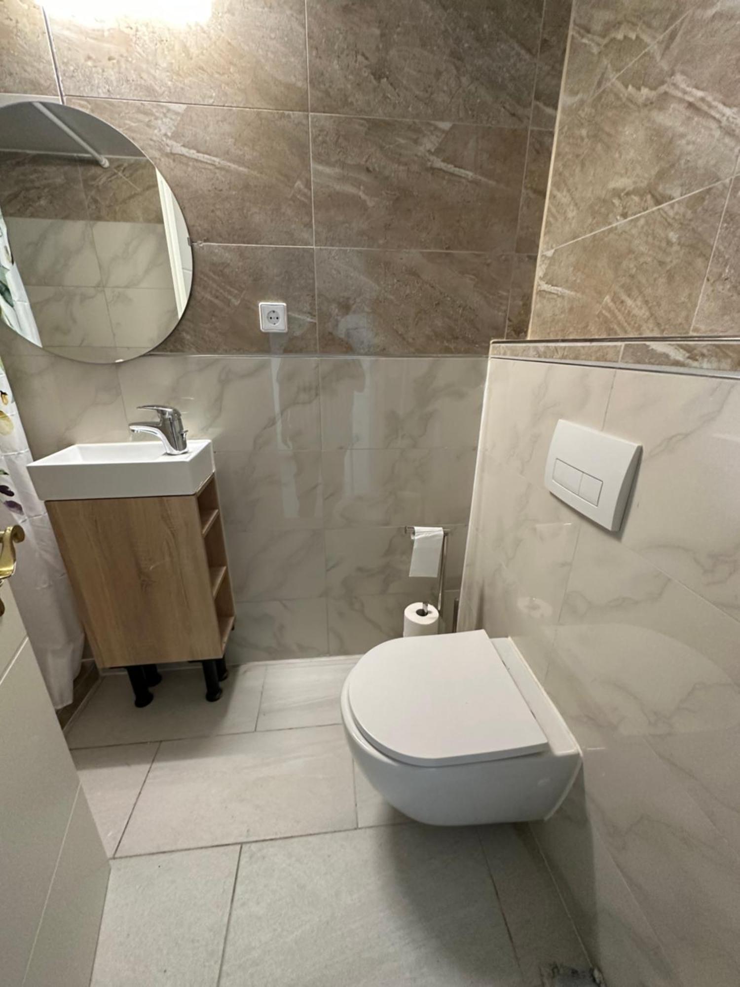 Gemuetliche Gaeste Suite Fuer Ruhige Naechte. Zentral Ichenhausen Extérieur photo